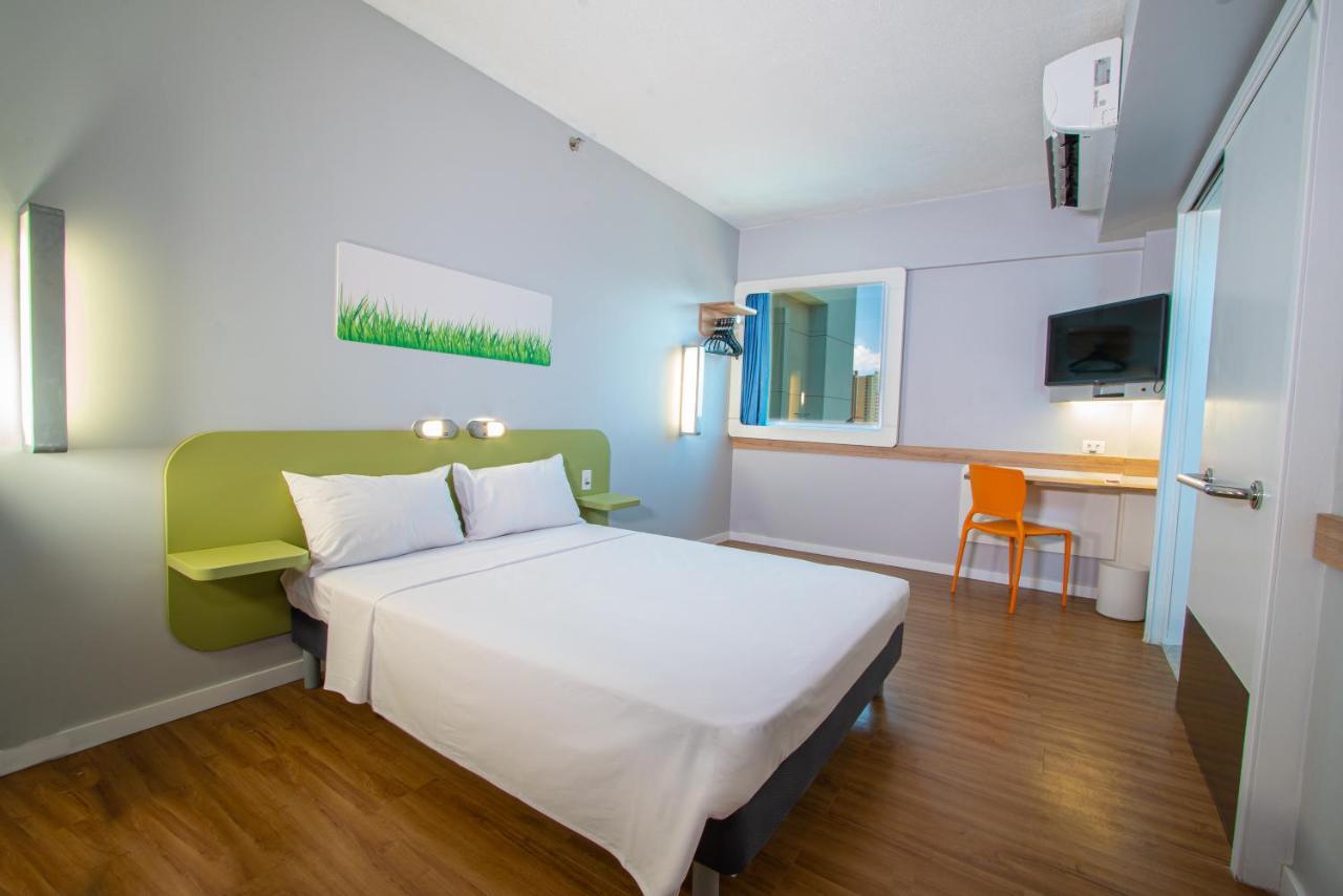 Ibis Budget Fortaleza Praia De Iracema Εξωτερικό φωτογραφία