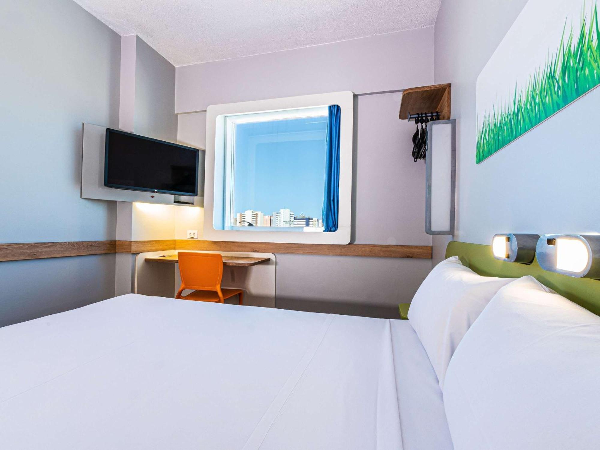 Ibis Budget Fortaleza Praia De Iracema Εξωτερικό φωτογραφία